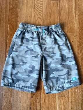 GAP Boys Active Mesh Lined Shorts, Grey Camouflage, Size 12